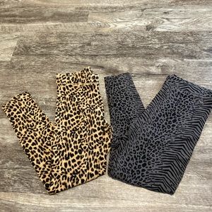 VICTORIAS SECRET PINK MEDIUM ANIMAL PRINT LEGGINGS